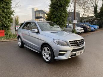 Mercedes M Class 2.1 ML250 BlueTEC AMG Line SUV 5dr Diesel G-Tronic 4WD Euro 6 (s