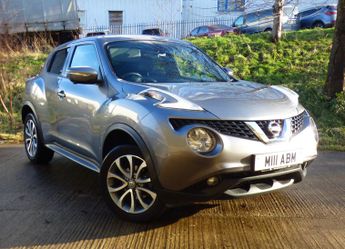 Nissan Juke TEKNA XTRONIC 5-Door