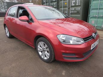 Volkswagen Golf SE TSI BLUEMOTION TECHNOLOGY DSG 5-Door