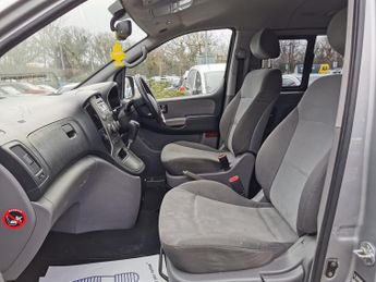 Hyundai i800 2.5 CRDi Style MPV 5dr Diesel Auto Euro 5 (170 ps)