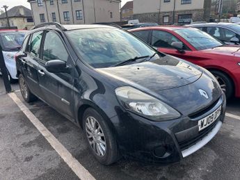 Renault Clio 1.2 16V Dynamique 5dr