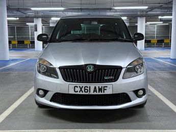 Skoda Fabia 1.4 TSI vRS S2000 Hatchback 5dr Petrol DSG Euro 5 (180 ps)