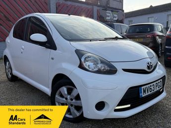 Toyota AYGO 1.0 VVT-i Hatchback 5dr Petrol Manual Euro 5 (67 ps)