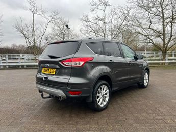 Ford Kuga TITANIUM TDCI 5-Door