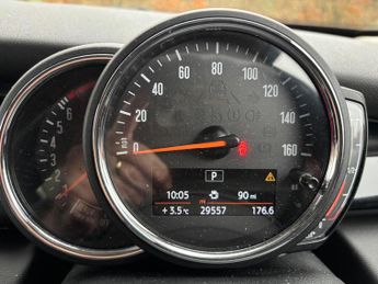Mini Hatch 1.5 Cooper Auto Euro 6 (s/s) 5dr