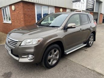 Toyota RAV4 2.2 D-4D XT-R 5dr*REVERSE CAMERA*TOWBAR*FSH*OUTSTANDING