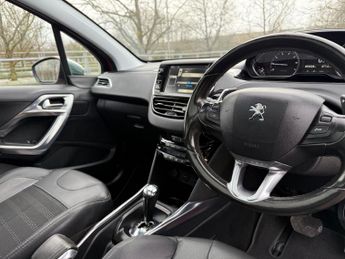 Peugeot 2008 Allure ALLURE 5-Door