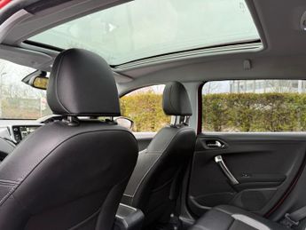 Peugeot 2008 Allure ALLURE 5-Door