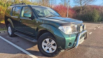 Nissan Pathfinder 2.5 dCi Aventura 5dr