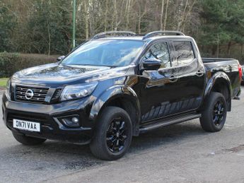 Nissan Navara 2.3 dCi N-Guard Pickup Double Cab 4dr Diesel Auto 4WD Euro 6 (19