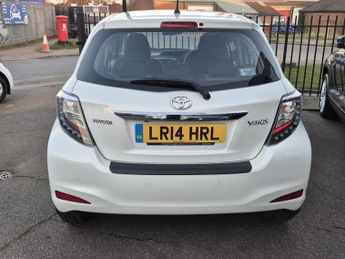 Toyota Yaris 1.33 VVT-i Icon+ 5dr Multidrive S