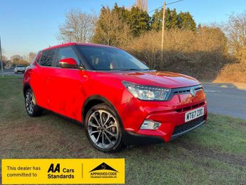 Ssangyong Tivoli ELX 5-Door 1 OWNER FROM NEW 6 DEALER SERVICES ULEZ COMPLIANT 