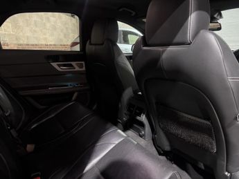 Jaguar XF 2.0d R-Sport Saloon 4dr Diesel Auto Euro 6 (s/s) (180 ps)