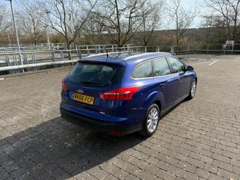Ford Focus TITANIUM 5-Door