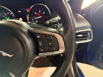 Jaguar XE 2.0d R-Sport Saloon 4dr Diesel Auto Euro 6 (s/s) (180 ps)