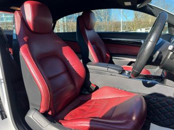 Mercedes-Benz E Class E220 BLUETEC AMG LINE 2-Door