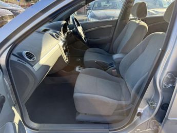 Chevrolet Lacetti 1.8 SX Estate 5dr Petrol Automatic (210 g/km, 119 bhp)