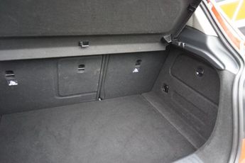 Mercedes-Benz A Class 1.6 A180 Sport (Executive) Hatchback 5dr Petrol 7G-DCT Euro 6 (s