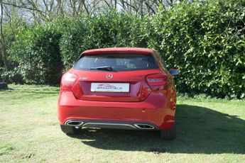 Mercedes-Benz A Class 1.6 A180 Sport (Executive) Hatchback 5dr Petrol 7G-DCT Euro 6 (s