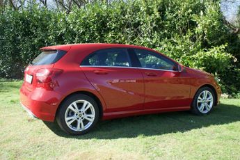 Mercedes-Benz A Class 1.6 A180 Sport (Executive) Hatchback 5dr Petrol 7G-DCT Euro 6 (s