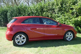 Mercedes-Benz A Class 1.6 A180 Sport (Executive) Hatchback 5dr Petrol 7G-DCT Euro 6 (s