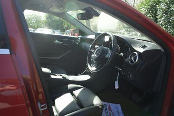 Mercedes-Benz A Class 1.6 A180 Sport (Executive) Hatchback 5dr Petrol 7G-DCT Euro 6 (s