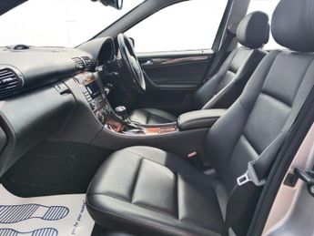 Mercedes-Benz C Class 2.1 C220 CDI Elegance SE 5dr
