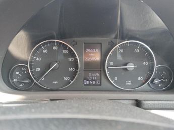 Mercedes-Benz C Class 2.1 C220 CDI Elegance SE 5dr