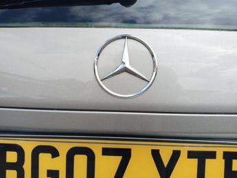 Mercedes-Benz C Class 2.1 C220 CDI Elegance SE 5dr