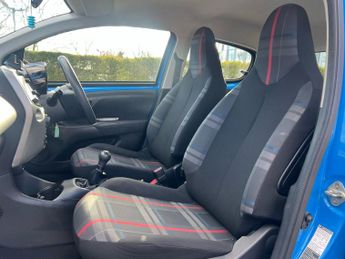 Peugeot 108 ACTIVE 5-Door
