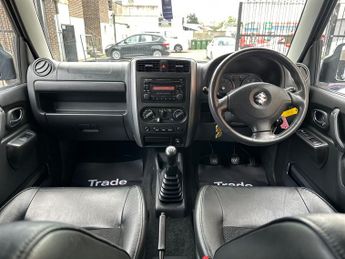 Suzuki Jimny JLX PLUS 3-Door