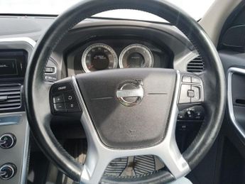 Volvo XC60 2.4 D5 SE Lux Nav Geartronic AWD Euro 5 5dr