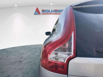 Volvo XC60 2.4 D5 SE Lux Nav Geartronic AWD Euro 5 5dr