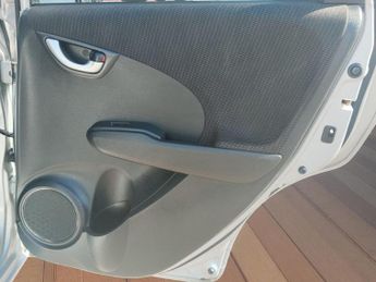 Honda Jazz /Fit  Hybrid Automatic