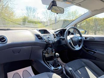 Ford Fiesta ZETEC 5-Door
