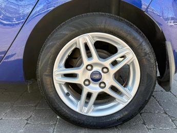 Ford Fiesta ZETEC 5-Door