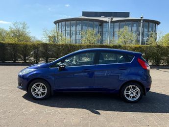 Ford Fiesta ZETEC 5-Door