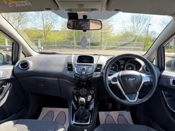 Ford Fiesta ZETEC 5-Door