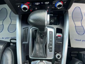 Audi Q5 TFSI QUATTRO S LINE PLUS 5-Door