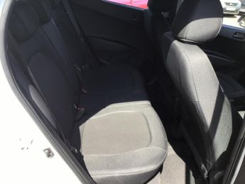 Hyundai i10 1.2 SE Hatchback 5dr Petrol Auto Euro 6 (87 ps)