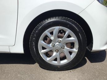 Hyundai i10 1.2 SE Hatchback 5dr Petrol Auto Euro 6 (87 ps)
