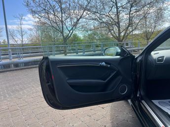 Audi RS5 RS5 FSI QUATTRO 2-Door