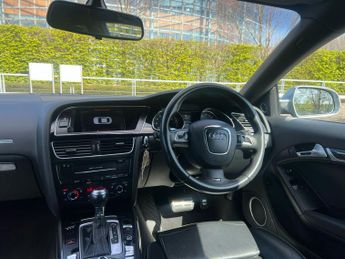 Audi RS5 RS5 FSI QUATTRO 2-Door