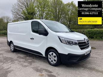 Renault Trafic 2.0 dCi Blue LL 30 Business  LWB Euro 6 130 ps In White  With Ai