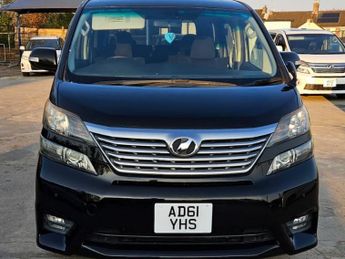 Toyota Vellfire 3.5L - V6 - Platinum Selection edition - Dual Sunroof - Upgraded