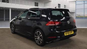 Volkswagen Golf 1.5 TSI EVO R-Line Edition Hatchback 5dr Petrol DSG Euro 6 (s/s)