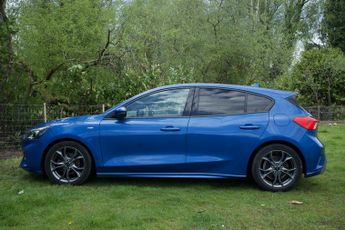 Ford Focus 1.5 EcoBlue ST-Line Hatchback 5dr Diesel Auto Euro 6 (s/s) (120 