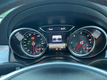 Mercedes-Benz CLA Class CLA 220 D AMG LINE 4-Door