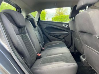 Ford Fiesta ZETEC 5-Door