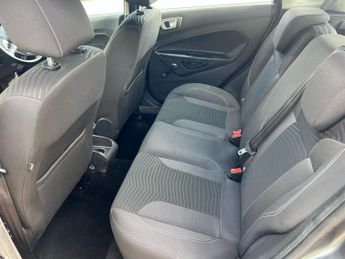 Ford Fiesta ZETEC 5-Door